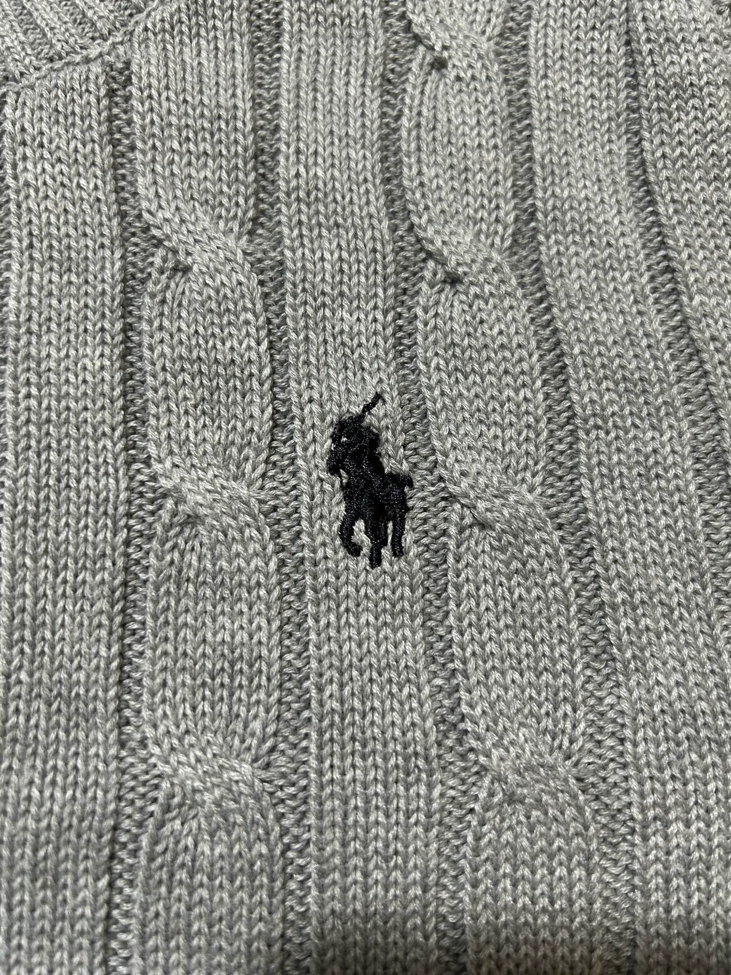 P160 Polo Ralph Lauren SS23 solid color logo embroidered sweater, official website logo on the collar. Scan the QR code to enter the official website and compare the quality at will. Size: XS-L